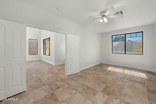 486 E Windsor Dr, Gilbert, AZ 85296 - Photo 9