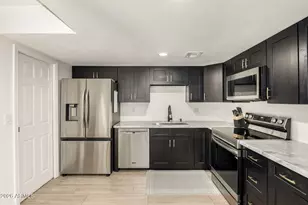 2040 S Longmore, Mesa, AZ 85202 - Photo 11