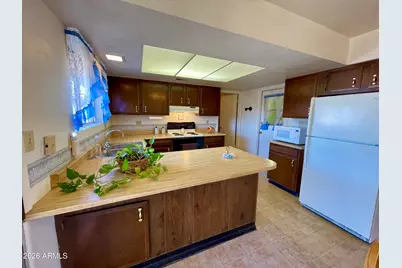 914 W Bluefield Avenue, Phoenix, AZ 85023 - Photo 19