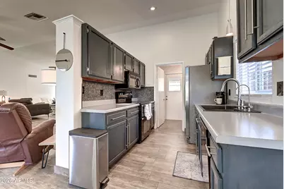 724 W Palomino Drive, Chandler, AZ 85225 - Photo 17