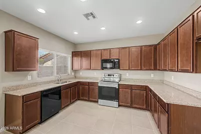 506 W Honey Locust Avenue, Queen Creek, AZ 85140 - Photo 13