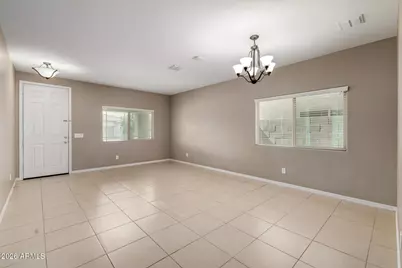 506 W Honey Locust Avenue, Queen Creek, AZ 85140 - Photo 9