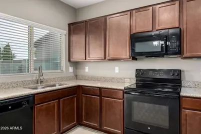 506 W Honey Locust Avenue, Queen Creek, AZ 85140 - Photo 37