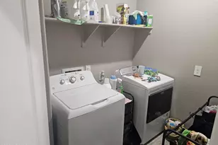 30333 W Sheila Ln, Buckeye, AZ 85396 - Photo 7