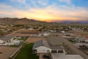 26249 S 197th Wy, Queen Creek, AZ 85142 - Photo 33