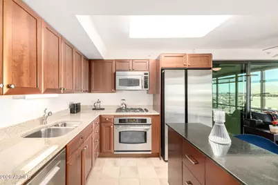 4808 N 24th Street #1402, Phoenix, AZ 85016 - Photo 5