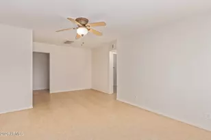 2102 E Oak St, Phoenix, AZ 85006 - Photo 11