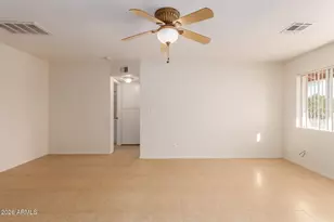 2102 E Oak St, Phoenix, AZ 85006 - Photo 13