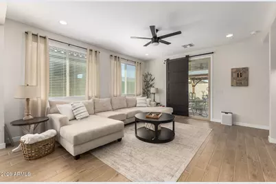 17322 W Valentine Street, Surprise, AZ 85388 - Photo 5