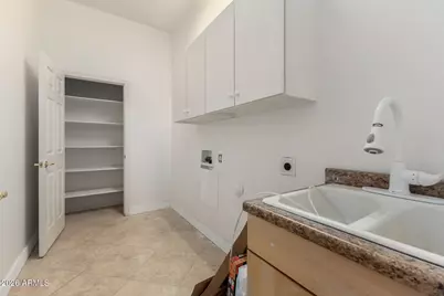 8690 W Morten Avenue, Glendale, AZ 85305 - Photo 27