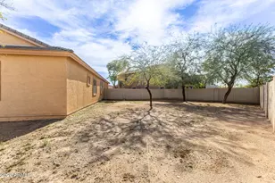 8690 W Morten Ave, Glendale, AZ 85305 - Photo 33