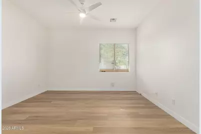 8690 W Morten Avenue, Glendale, AZ 85305 - Photo 15