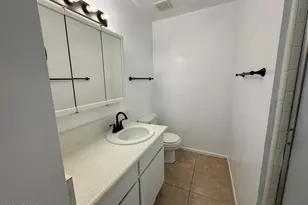 4917 N 73rd St, Scottsdale, AZ 85251 - Photo 15