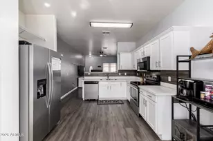 13109 W Ventura St, Surprise, AZ 85379 - Photo 11