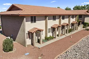 950 W Erie St, Chandler, AZ 85225 - Photo 9