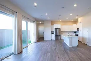 161 E Balsam Dr, Chandler, AZ 85286 - Photo 5