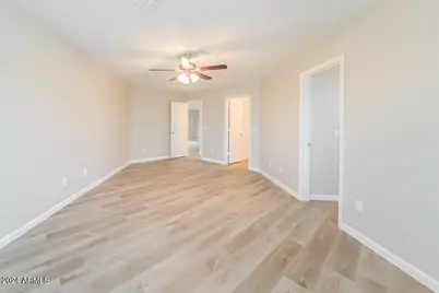 7929 W Caron Drive, Peoria, AZ 85345 - Photo 9