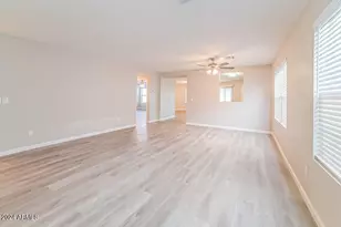 7929 W Caron Dr, Peoria, AZ 85345 - Photo 5