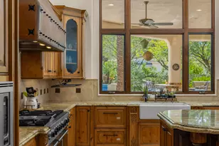 5401 E Mockingbird Ln, Paradise Valley, AZ 85253 - Photo 13