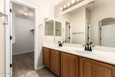 15526 W Lisbon Lane, Surprise, AZ 85379 - Photo 11