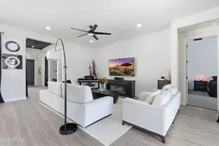 9463 E Theia Dr, Mesa, AZ 85212 - Photo 13