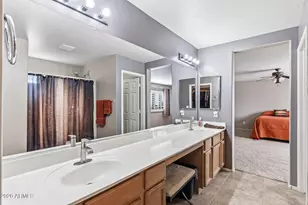 25815 N 67th Dr, Peoria, AZ 85383 - Photo 23