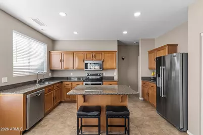 25815 N 67th Drive, Peoria, AZ 85383 - Photo 11