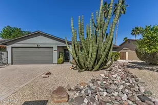 10710 E Clinton St, Scottsdale, AZ 85259 - Photo 1
