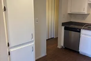 4856 W Rose Ln, Glendale, AZ 85301 - Photo 7