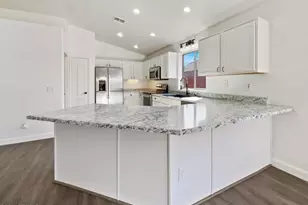 866 S Cerise, Mesa, AZ 85208 - Photo 5