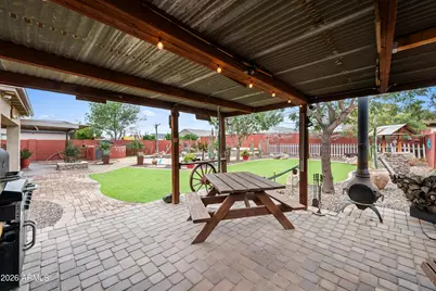 1780 S 222nd Lane, Buckeye, AZ 85326 - Photo 11