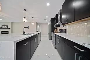 106 E El Camino Dr, Phoenix, AZ 85020 - Photo 15