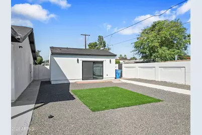 106 E El Camino Drive, Phoenix, AZ 85020 - Photo 41