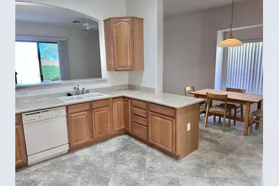 26752 N 66th Lane, Phoenix, AZ 85083 - Photo 7