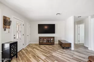 2422 N 37th St, Phoenix, AZ 85008 - Photo 23