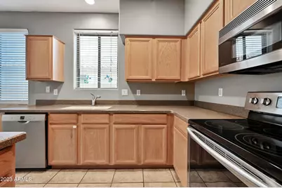 18165 W Canyon Lane, Goodyear, AZ 85338 - Photo 11