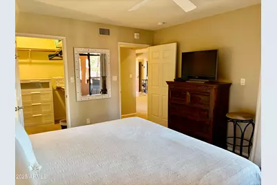 12222 N Paradise Village Parkway #321, Phoenix, AZ 85032 - Photo 11