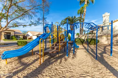 1466 E Bruce Avenue, Gilbert, AZ 85234 - Photo 51