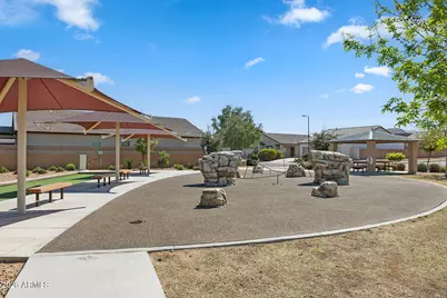 4589 W Horsenettle Drive, San Tan Valley, AZ 85144 - Photo 31