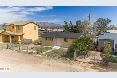 10229 S Honeysuckle Drive, Hereford, AZ 85615 - Photo 7