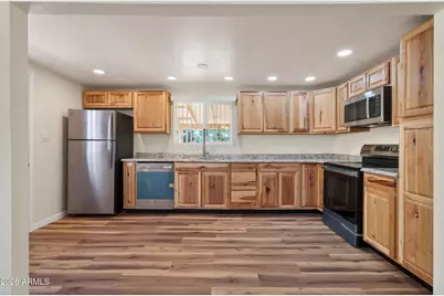 10229 S Honeysuckle Drive, Hereford, AZ 85615 - Photo 9