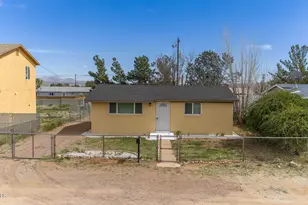 10229 S Honeysuckle Dr, Hereford, AZ 85615 - Photo 7