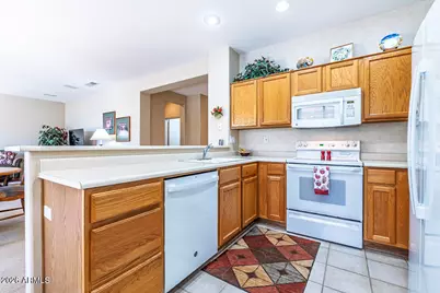 15931 W Autumn Circle, Surprise, AZ 85374 - Photo 9