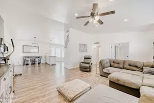 4209 E Acoma Dr, Phoenix, AZ 85032 - Photo 3