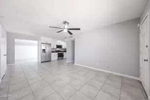 8201 W Earll Dr, Phoenix, AZ 85033 - Photo 13