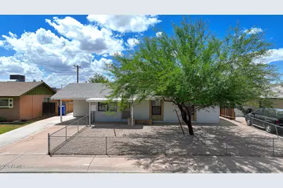 8201 W Earll Drive, Phoenix, AZ 85033 - Photo 47
