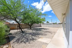 8201 W Earll Dr, Phoenix, AZ 85033 - Photo 39
