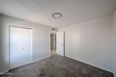 8201 W Earll Drive, Phoenix, AZ 85033 - Photo 23