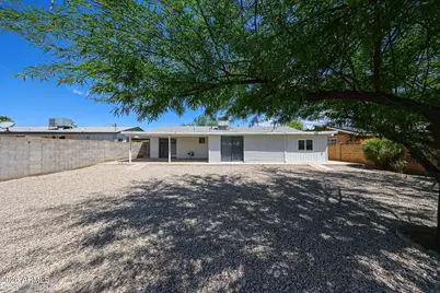 8201 W Earll Drive, Phoenix, AZ 85033 - Photo 43