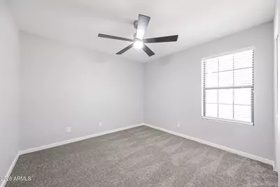 8201 W Earll Drive, Phoenix, AZ 85033 - Photo 31
